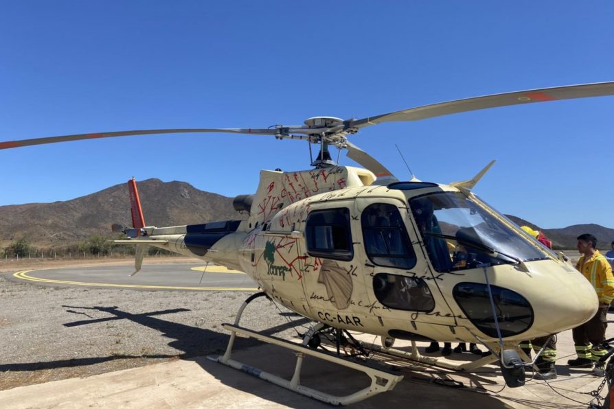 Llegó a Ovalle Helicóptero que apoyará labores contra incendios forestales