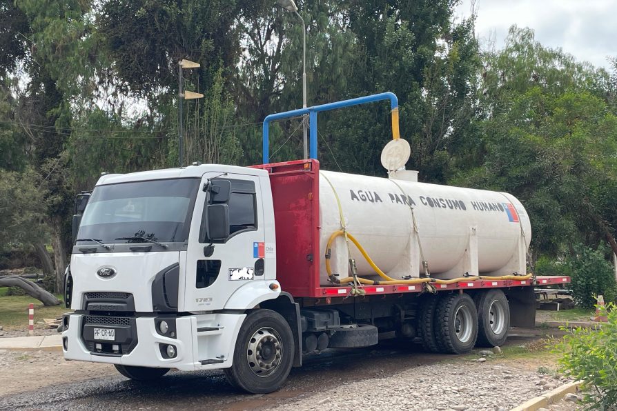 Gobierno invierte más de 3 mil millones de pesos en distribución de agua para consumo humano en Limarí