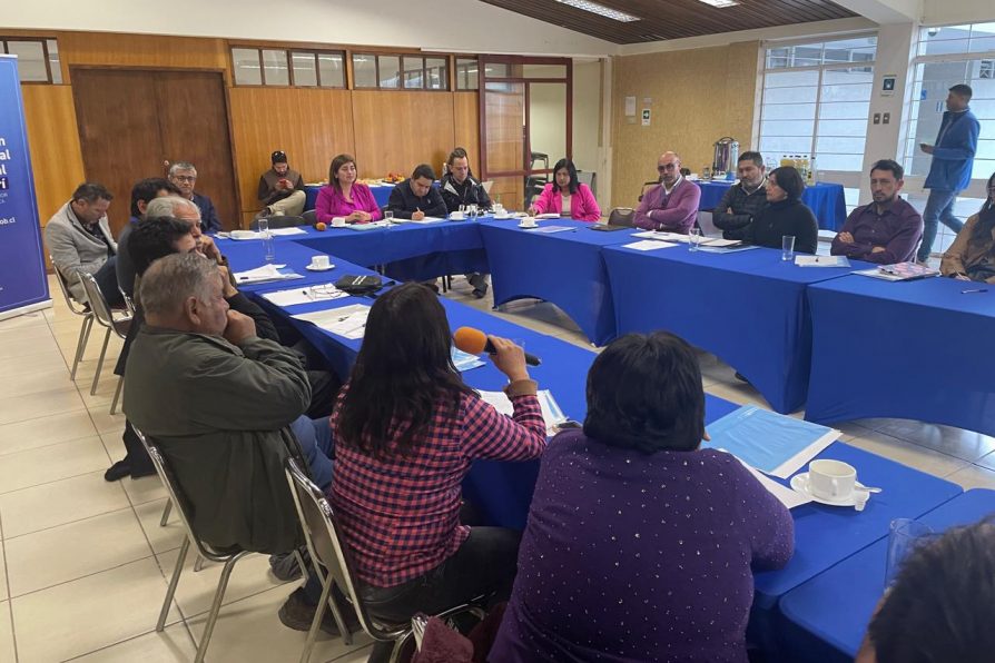 Realizan masiva reunión en Ovalle para abordar la crisis hídrica de Limarí