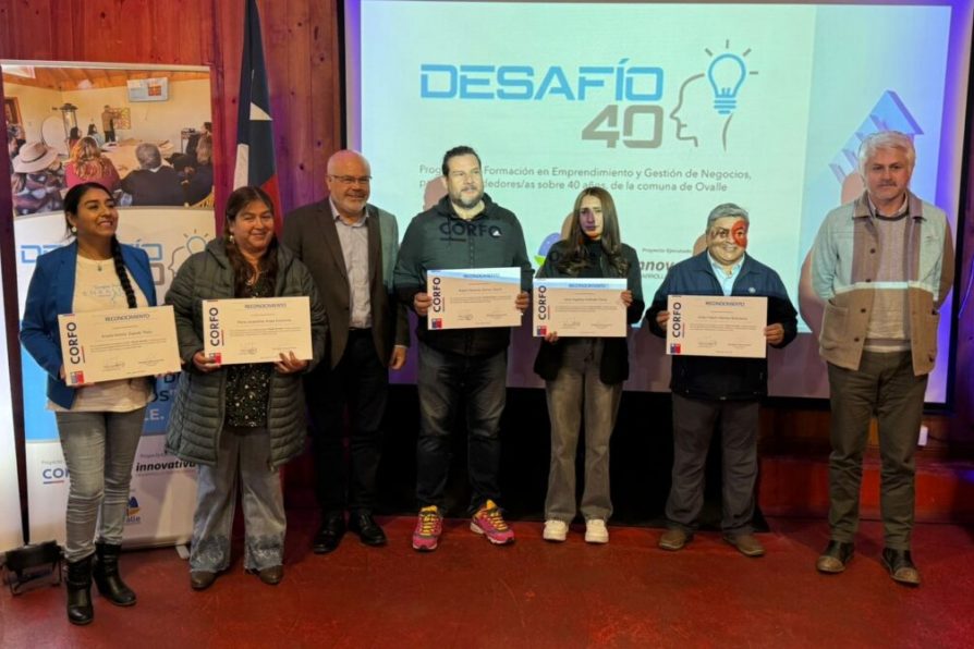 Emprendedores post 40 años se certifican en innovador programa formativo y potencian sus negocios