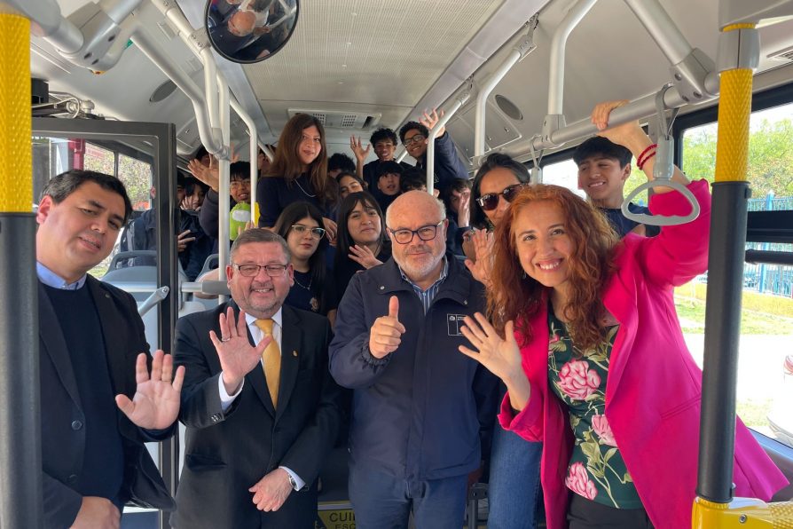 160 pesos costará el pasaje en los buses eléctricos de Ovalle para estudiantes con su TNE